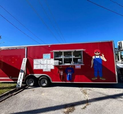 8.5x26ft Gull wing trailer 2022