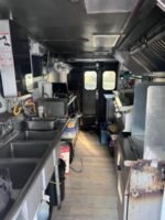 1985 P30 Grumman Step Van - Image 4