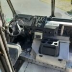 2009 Workhorse Step Side - Image 9