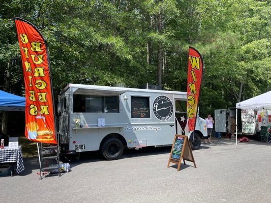 8aeb2137-53d2-424b-9a8e-b1a8d9bf5a2e 1985 P30 Grumman Step Van - Image 1