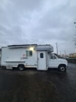 Ford E-350 Kitchen Food Truck