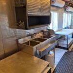 Fully Equipped Turn Key Food Truck Frieghtliner/MT55/2002 - Image 5