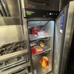 Fully Equipped Food Truck (Kailua Kona) Ford E-350/1999 - Image 7