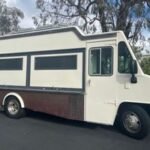 18' GMC P3500 All-Purpose Food Truck - Image 2