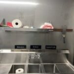 2007 Freightliner Food Truck - Image 2