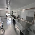 Coffee /Ice Cream / Sandwich Truck Frieghtliner/MT45/2002 - Image 5