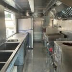 2006 Ford Food Truck - Image 5