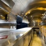 Customizable Food Truck Trailer for Street - Image 6